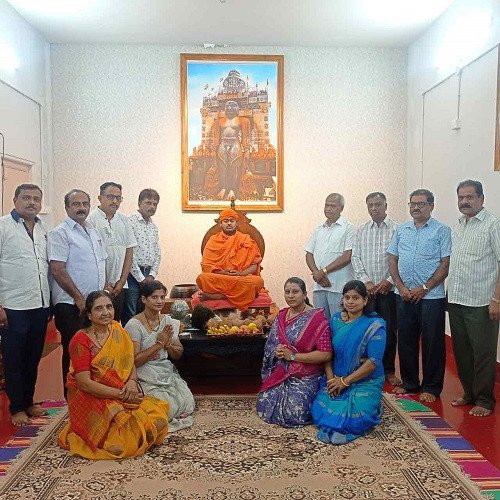 Sri abinava charukeeri swamiji