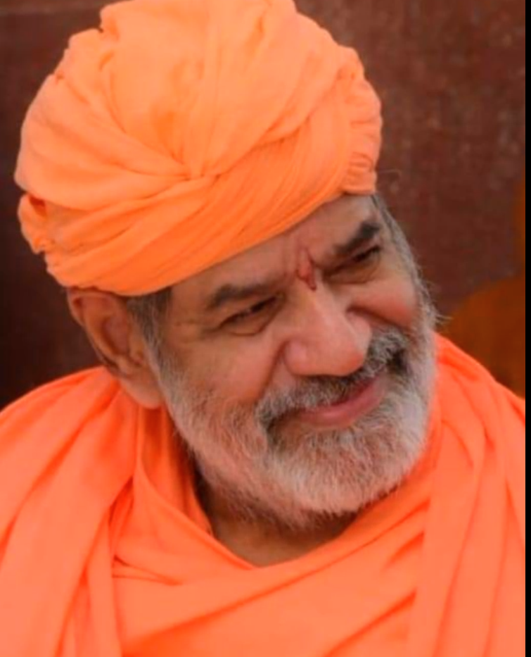 ಪರಮಪೂಜ್ಯ ಜಗದ್ಗುರು ಸ್ವಸ್ತಿಶ್ರೀ ಭಟ್ಟಾರಕ ಪಟ್ಟಾಚಾರ್ಯವರ್ಯ ಸ್ವರ್ಗೀಯ ಕರ್ಮಯೋಗಿ ಚಾರುಕೀರ್ತಿ