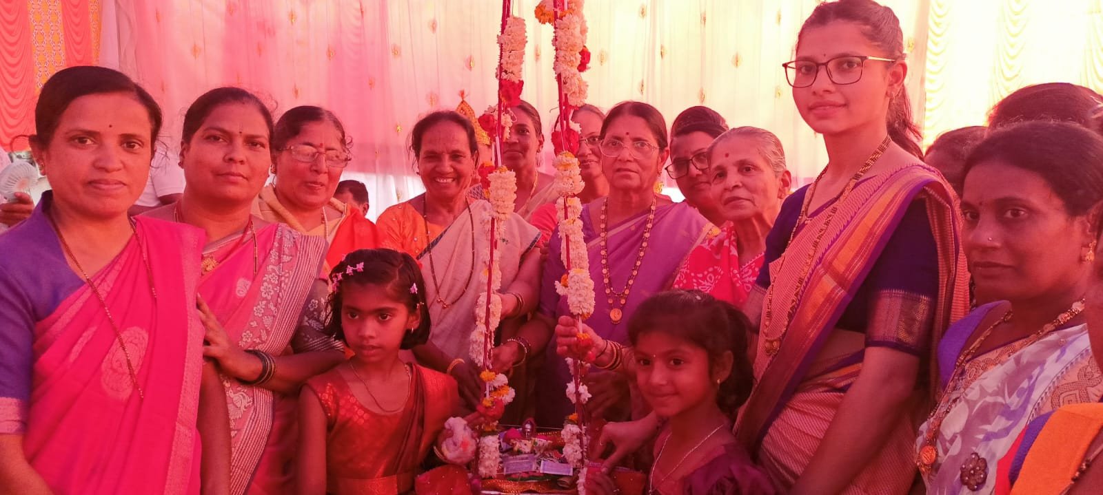 ಭ . ಮಹಾವೀರ ತೀರ್ಥಂಕರರ ಜನ್ಮ ಕಲ್ಯಾಣೋತ್ಸವವನ್ನು ಶಿರಹಟ್ಟಿ  ( ಅಥಣಿ) ಯಲ್ಲಿ ಅತೀ ವಿಜ್ರಂಭಣೆಯಿಂದ ಆಚರಿಸಲಾಯಿತು