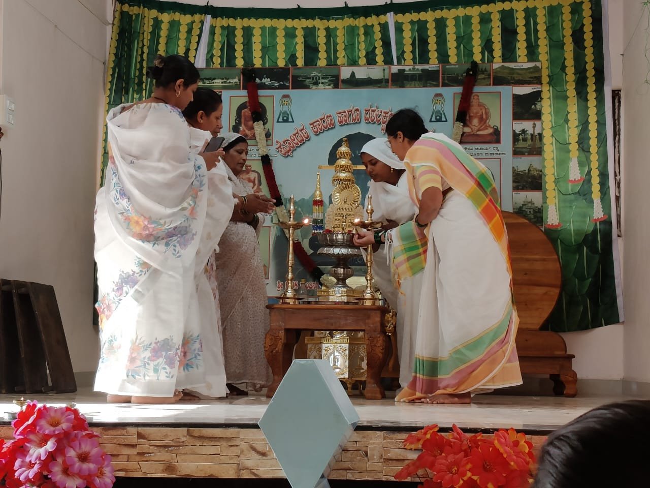 ನಮೋಕಾರ ಮಂತ್ರ ಪಠಣ 🌺🙏 ಹುಲಗಬಾಳ