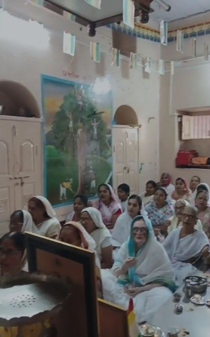 ನಮೋಕಾರ್ ಮಂತ್ರ ಪಠಣೆ ಕುಷ್ಮಾಂಡೀನಿ ಮಹಿಳಾ ಸಮಾಜ ರಾಯಬಾಗ್ ಕುಡಚಿ  ಬೆಳಗಾವಿ